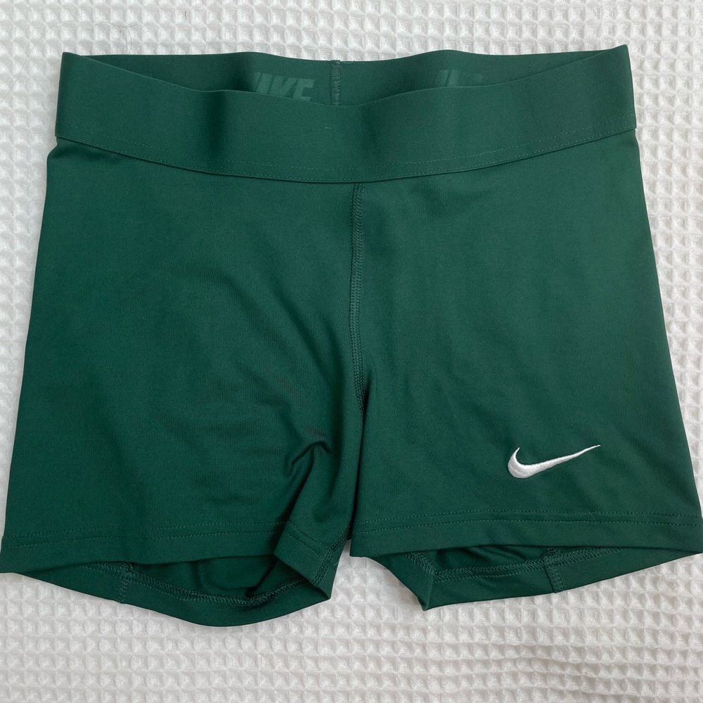 3” high waisted Nike pro shorts compression